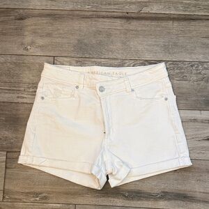 American Eagle Outfitters White Mom Shorts
